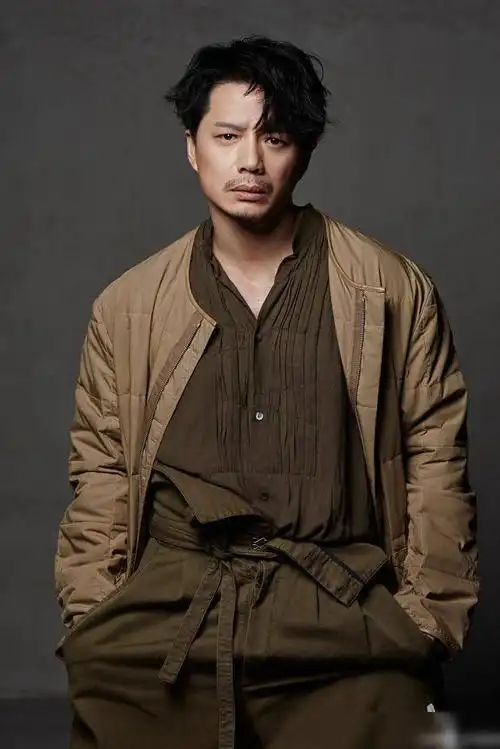 不善营业的叔系硬汉段奕宏究竟有什么魔力