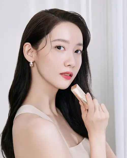 qeelin品牌代言人林允儿##林允儿电影2点的约会