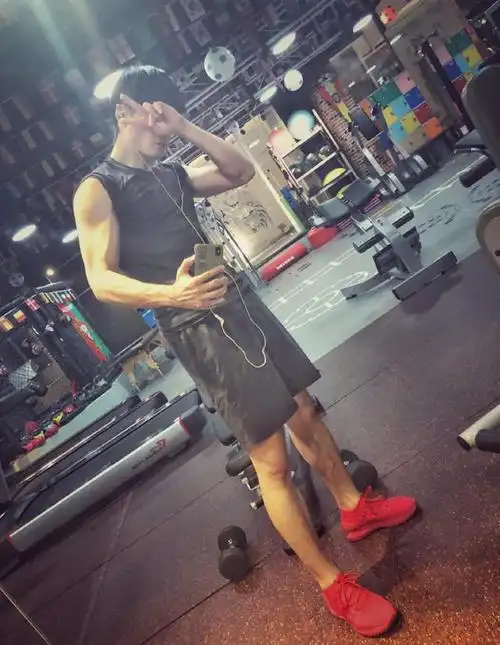 韩东君从200斤到160斤曾20天瘦16斤4个方法分享给你