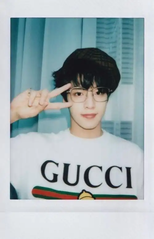 刘耀文口袋里的拍立得