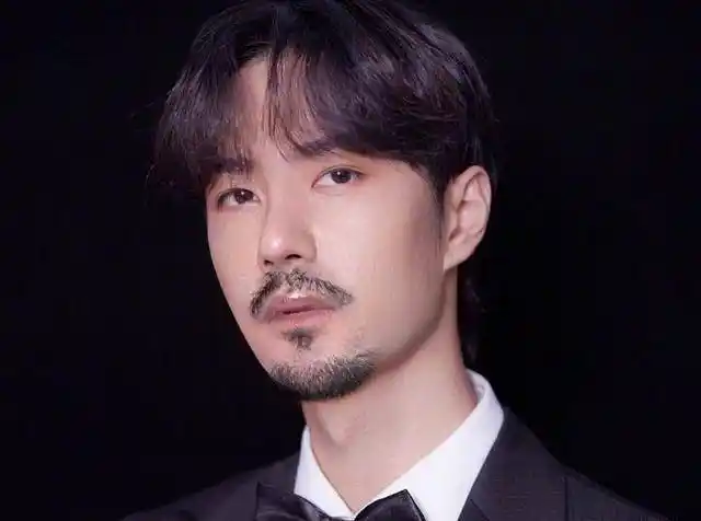 当红明星留胡子胡歌稳重白宇时尚看到易烊千玺大佬无疑