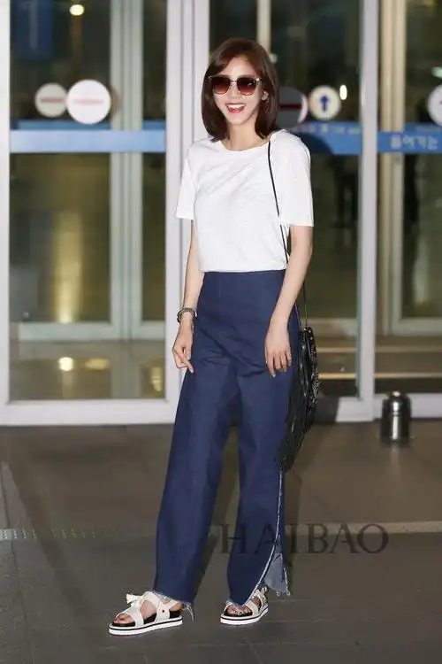 韩国女明星时尚街拍 学林允儿郑秀妍穿着搭配