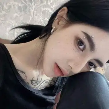 有点霸气的女生头像致最灿烂的你