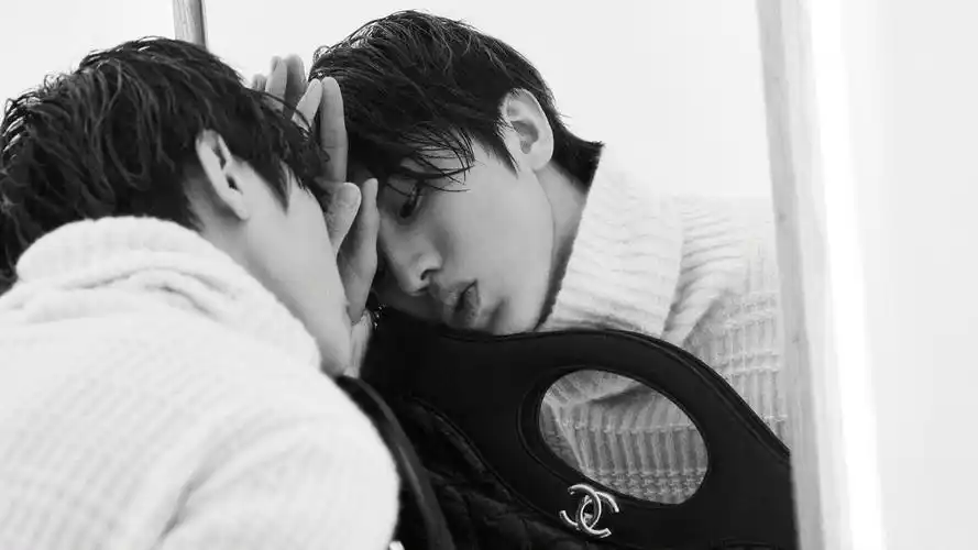 蔡徐坤杂志写真帅气图片壁纸