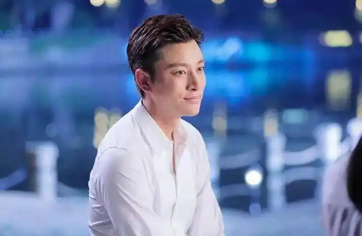 39岁贾乃亮私生活遭曝光!