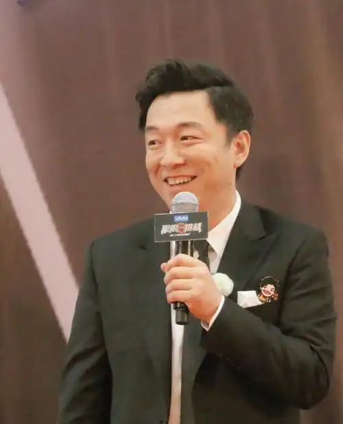 他是林志玲最想嫁的人,从三无草根到百亿影帝,黄渤究竟有何魅力