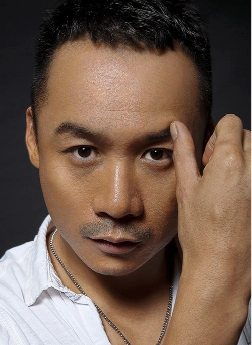 高虎(中国内地男演员)_石塘网