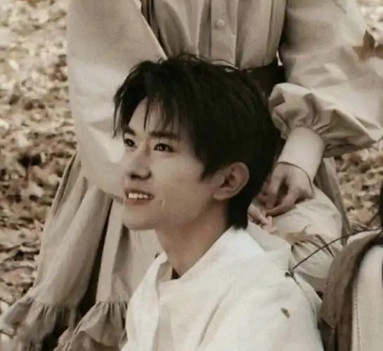 易烊千玺头像合集