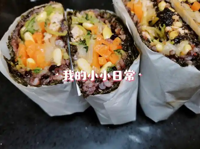一周4天的早饭黑米饭团低卡低脂好伴侣
