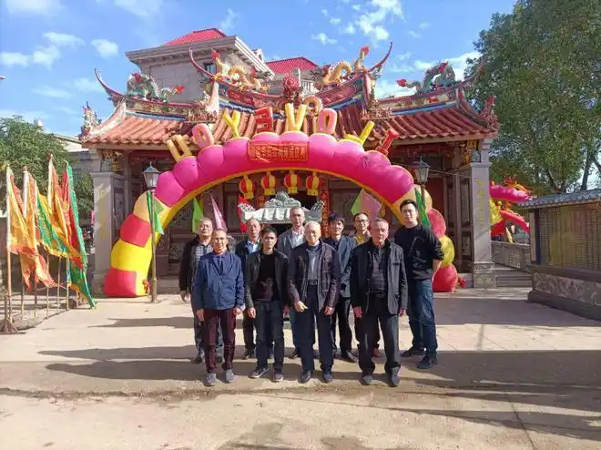 惠安涂寨前坑李氏举行宗祠重建落成暨奉祖进主大典和回乡小岞后里拜谒