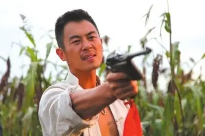 余占鳌  朱亚文