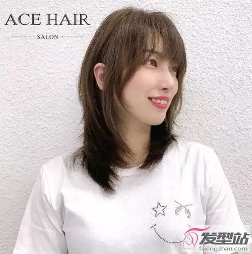 碎剪的齐肩中长发高层次造型超百搭时尚