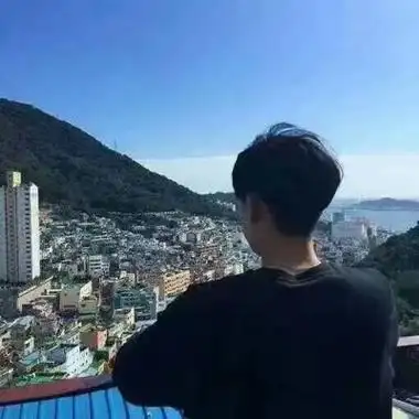 有气质的男人背影图片(男生背影高清图片 帅气 高冷)-星座大全-小星座