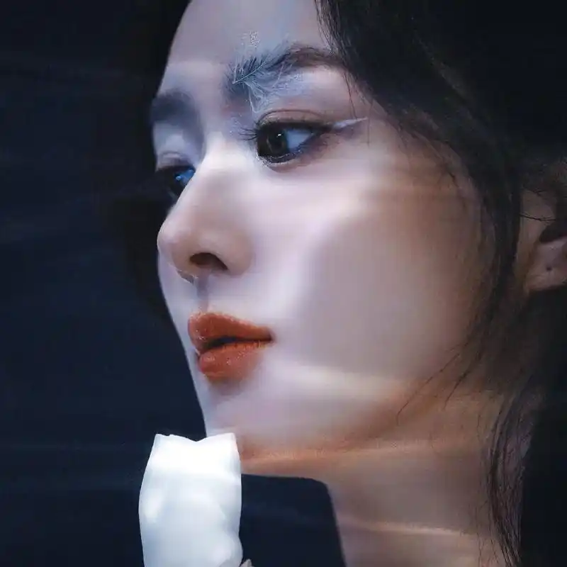 赵丽颖头像.#赵丽颖 #赵丽颖杂志封面写真照 #神明 #杂志 - 抖音