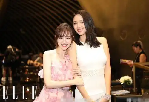 关晓彤是合照杀手?这个头衔我只认张梓琳,毕竟她连范冰冰都艳压