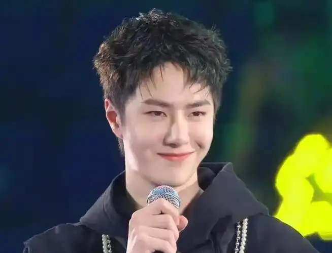 回顾同样小揪揪造型把王一博胡歌千玺放在一起差距出来了