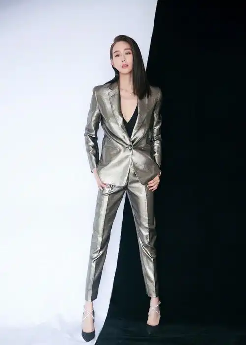 台湾娱乐圈第一美腿张钧甯写真大图赏析(7)美艳不可方物