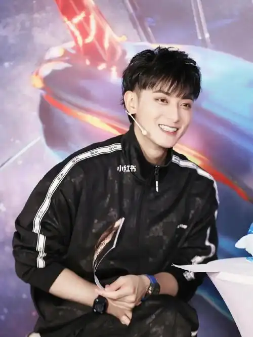 还是最喜欢你笑起来的样子啊黄子韬