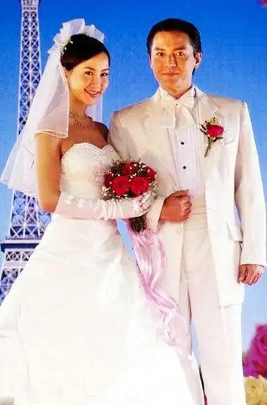 李玟也曾尝试当演员,搭档尊龙饰演"村姑"