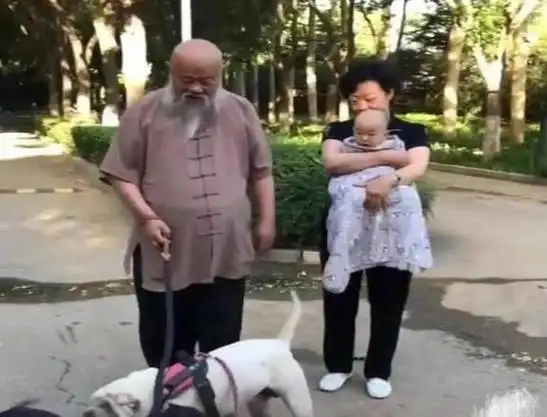 一路好好走!不听医生劝阻,顿顿8两白酒的演员李琦,如今成这样