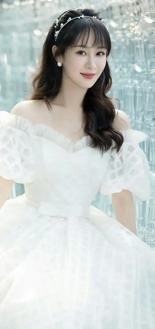 杨紫的公主裙气质非凡