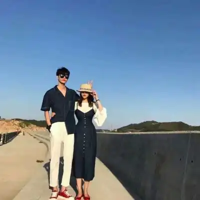 真人情头情侣全身照头像