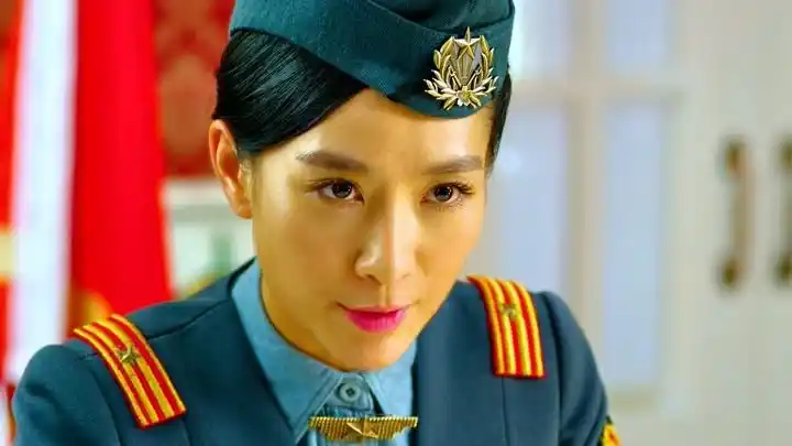 冯曼娜煞费苦心引蛇出洞,结果却被蓝胭脂将计就计,场面太刺激了