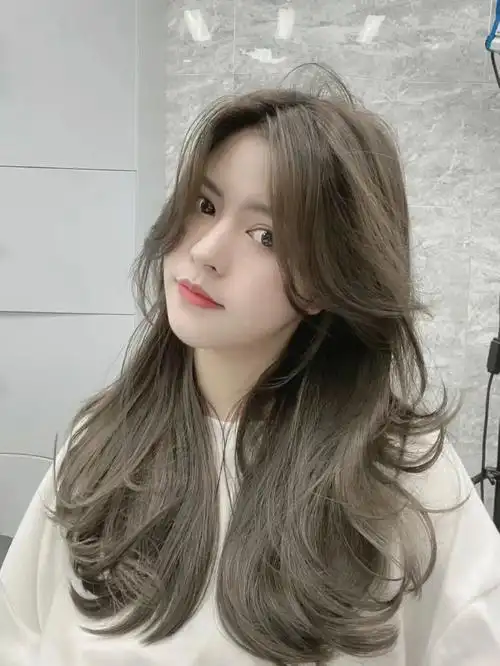 青木亚麻色显白发色