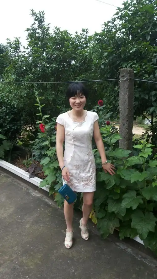 34岁离异女征婚照片(id:75347448)_湖南湘潭征婚交友_珍爱网
