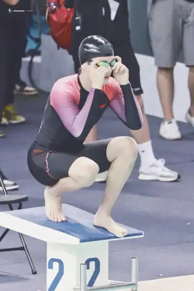 200815 超新星运动会游泳&篮球 @unine_李汶翰 cr:logo