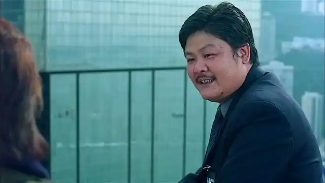 猜硬币猜到怀疑人生,郑伊健罕见胡子造型.