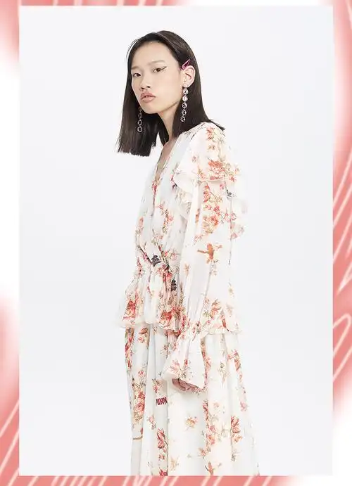 【designerwomenswear】uooyaa/乌丫18秋冬新款专柜正品复古喇叭袖