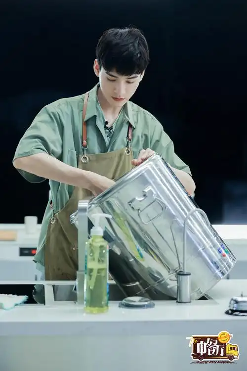 中餐厅龚俊镜头越来越少宁静说出原因所在