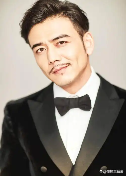 这些男星留胡子堪比整容了!朱一龙略显沧桑,杨烁变化最大