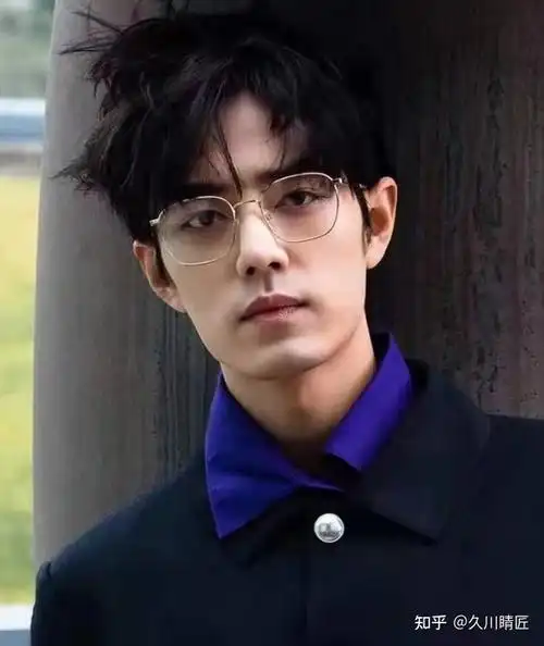 肖战同款你们爱的金丝眼镜杀来喽金丝眼镜最近有点忙无论是如今大热的