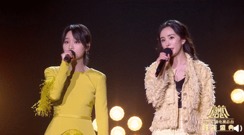各大晚会常驻选手春春李宇春,将搭档男高音歌唱家莫华伦,带来流行&