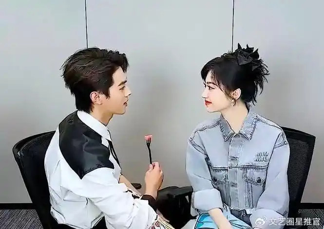 景甜被曝男友是制片人之前与张继科恋爱严重抑郁要看心理医生