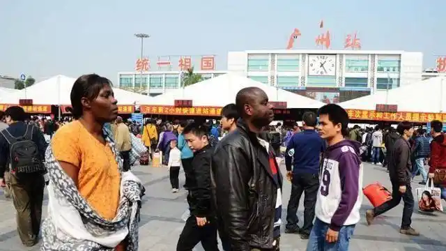 广州黑人曾经有多达30万人,为何如今陆续离开了?原因很是现实