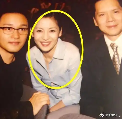 向太年轻"艺术照"被疯传,浓眉大眼太女神,比杨幂都更让人心动