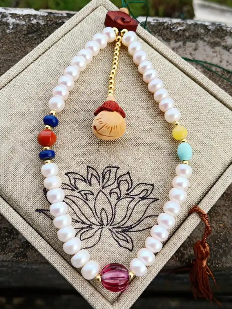 珍珠手机链——有时候做手工也是很治愈的 - 抖音