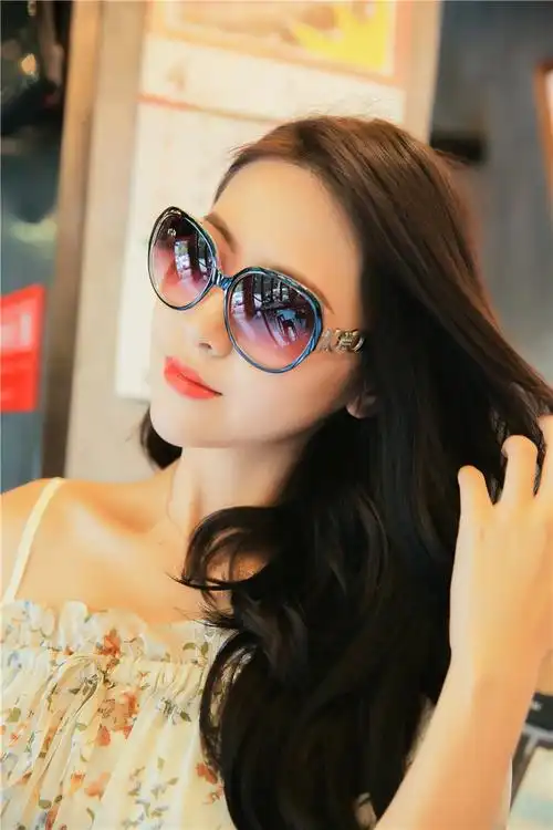 太阳镜女士圆脸韩版网红墨镜女潮明星款眼镜新款优雅司机个性9577