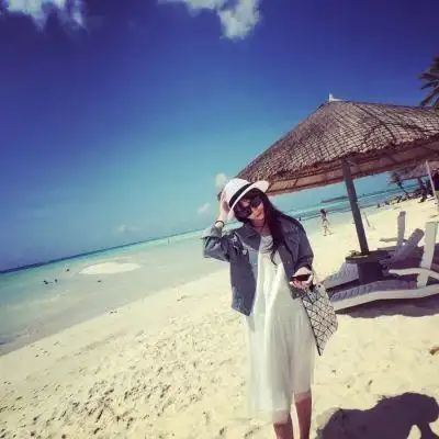 女生很霸气墨镜头像