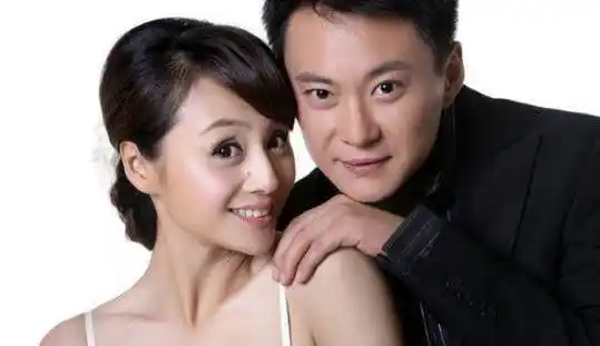 嫁给"穷光蛋"的4个女明星,这才是真爱,最后一个让人郁闷