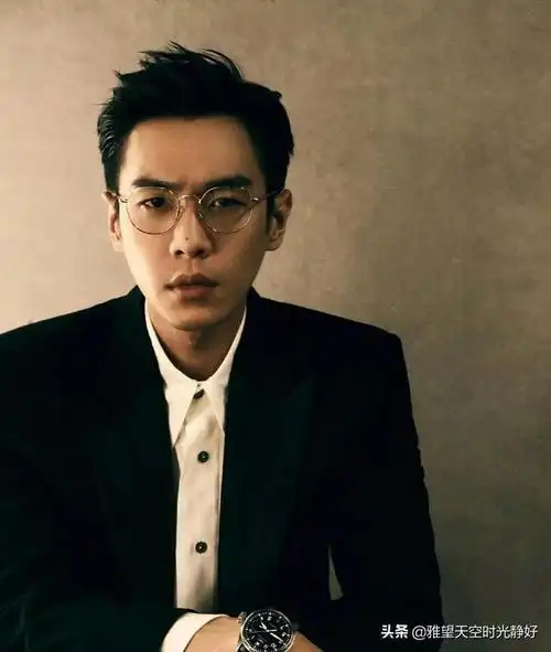 张翰戴眼镜再现"占南弦"扮相,"霸道总裁"一脸禁欲狂吸粉(张翰的的眼睛