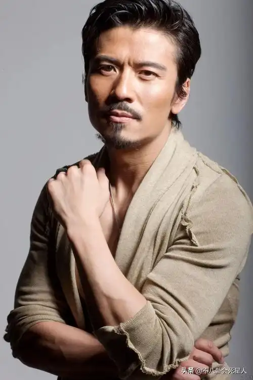 著名香港男演员都有谁(8位受欢迎让人荷尔蒙爆棚香港男神)-图29