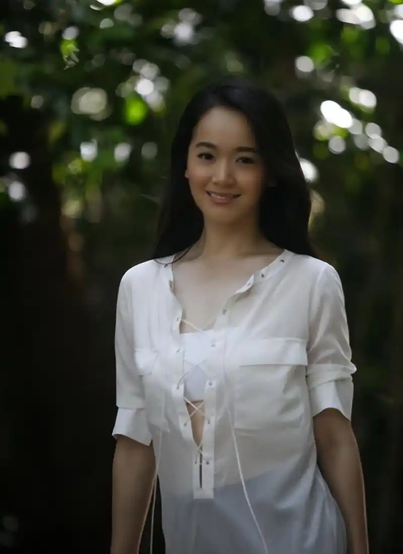 左小青:唯一一个与陈道明传绯闻的女星,与富豪老公离婚至今单身