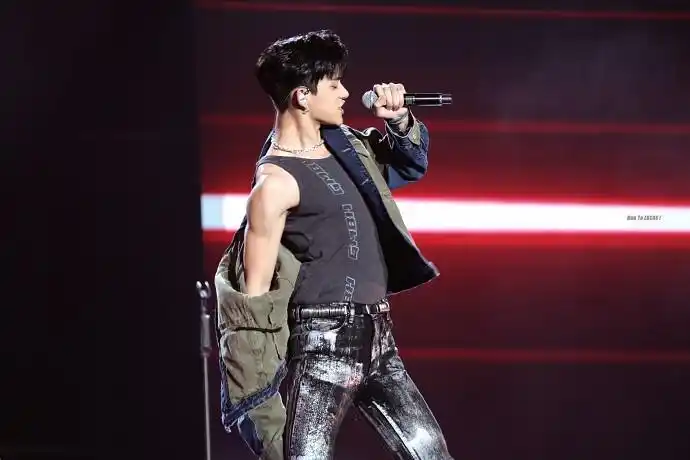 看看糊中绝帅 司马家的爱豆黄旭熙!