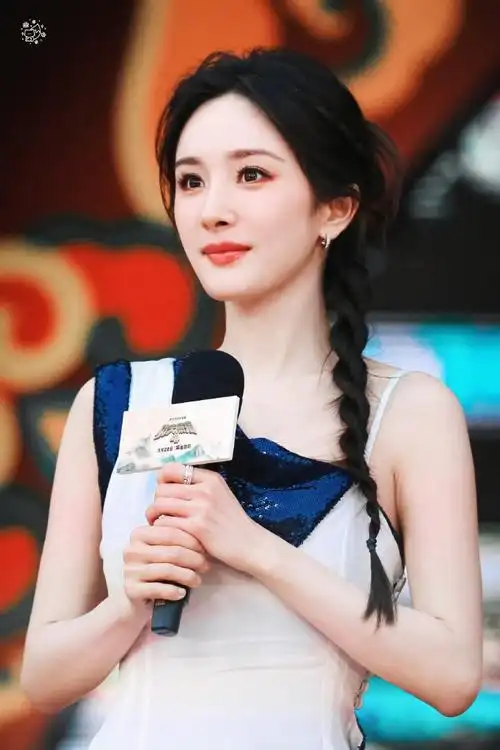 杨幂##杨幂化妆师还是金鹤龙