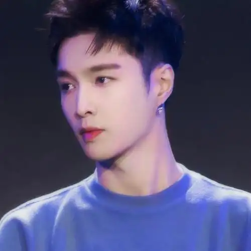 张艺兴头像图片