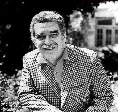 3,奥雷里亚诺第二(第四代人)奥雷里亚诺第二是双胞胎兄弟之一,与他的